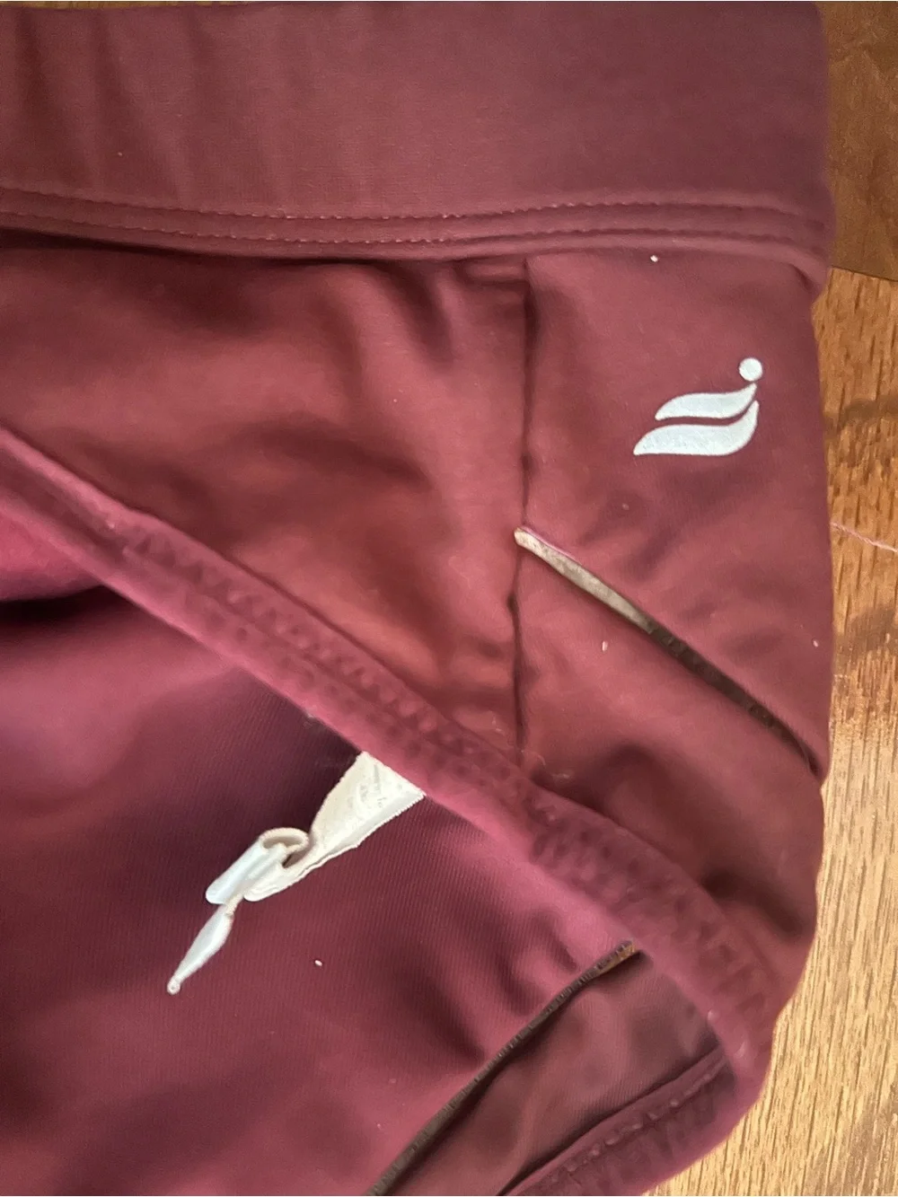 Fabletics Cross-Back Sports Bra in Deep Burgundy XL